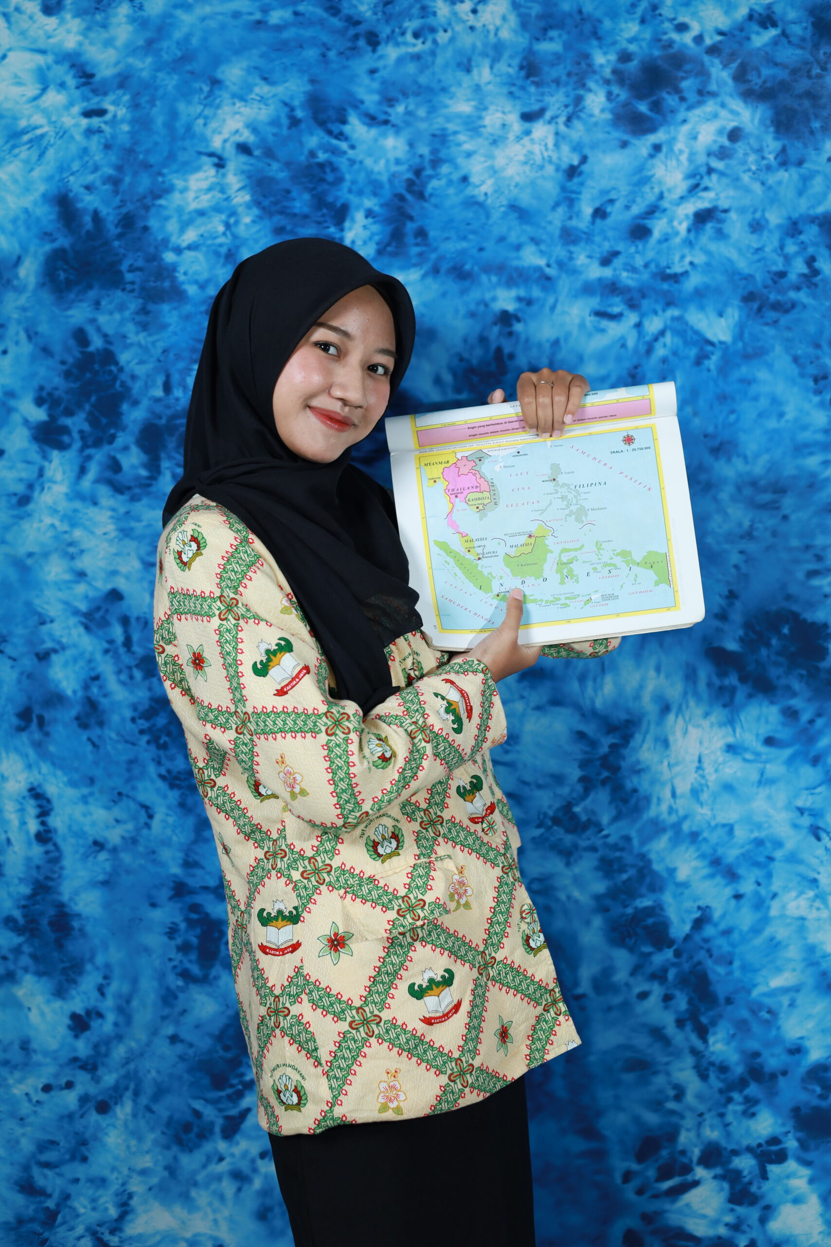 Ike Nur Milatin K., S.Pd. (GEO)